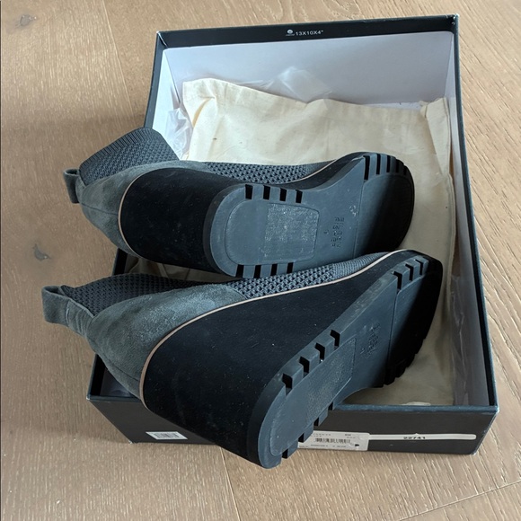 Eileen Fisher Amos, London, gray knit wedge ankle boots with box & dust bag - Picture 5 of 5